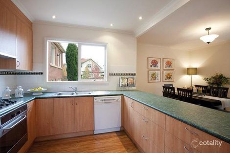 Property photo of 2/6 Downton Grove Kew VIC 3101