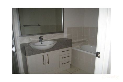 Property photo of 1/2 Murray Circuit Upper Coomera QLD 4209