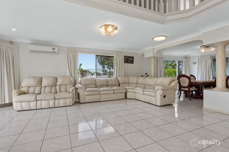 Property photo of 75 Oakmont Avenue Oxley QLD 4075