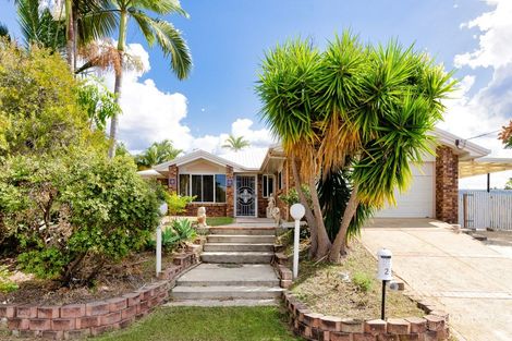 2 Kenneth Ct, New Auckland, QLD 4680