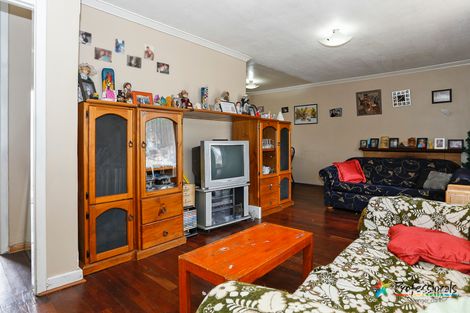 Property photo of 7 Crosbie Crescent Middle Swan WA 6056