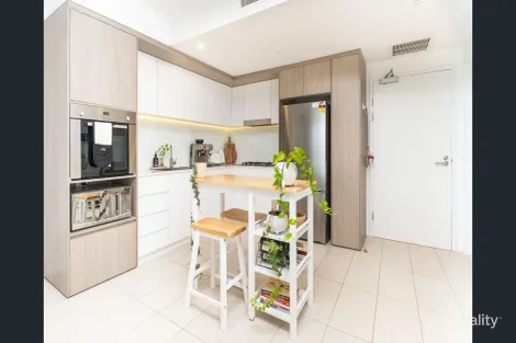 Property photo of 1038/123 Cavendish Road Coorparoo QLD 4151