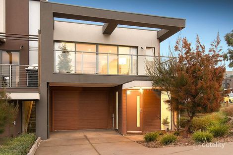 Property photo of 2 Reserve Place Notting Hill VIC 3168