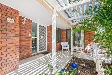 Property photo of 5 Woodlands Crescent Withcott QLD 4352