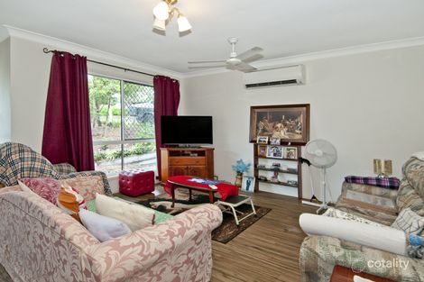 Property photo of 32 William Nixon Way Edens Landing QLD 4207