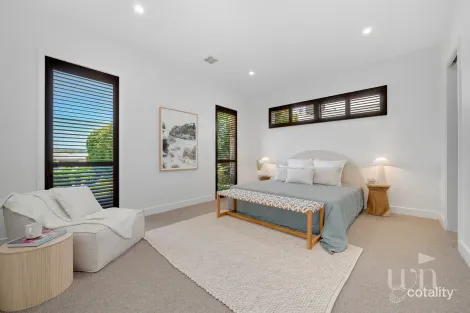 Property photo of 2 Marcia Close Mount Martha VIC 3934