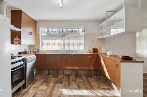 Property photo of 39 Hoey Street Kearneys Spring QLD 4350