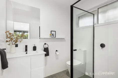 Property photo of 1/44 Beaufort Road Croydon VIC 3136