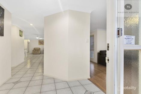 Property photo of 1 Lyrebird Street Calamvale QLD 4116