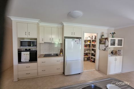 Property photo of 8 Lee Court Crows Nest QLD 4355