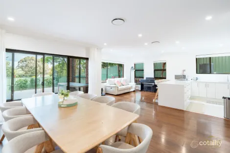 18 Dobson Cres, Dundas Valley, NSW 2117