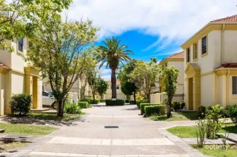 Property photo of 11/99 Heeb Street Ashmore QLD 4214