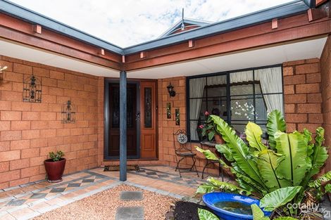 Property photo of 210 Norton Promenade Dalyellup WA 6230