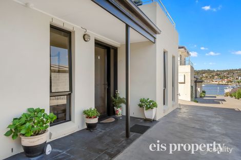 Property photo of 3/11 Ford Parade Lindisfarne TAS 7015