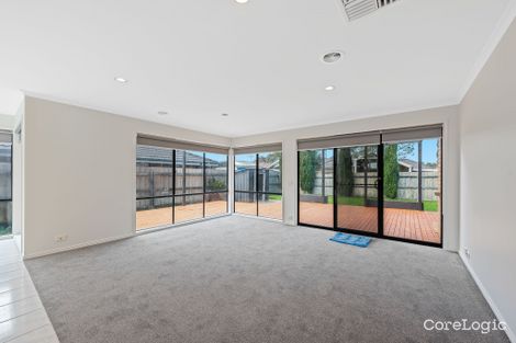 Property photo of 22 Osmington Circle Narre Warren South VIC 3805