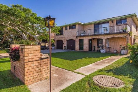 Property photo of 19 Gumnut Road Yamba NSW 2464