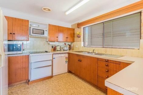 Property photo of 19 Gumnut Road Yamba NSW 2464