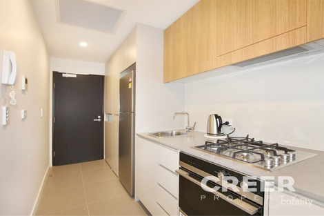 Property photo of 607/75 Shortland Esplanade Newcastle NSW 2300