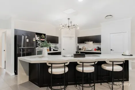 Property photo of 24 Kerrigan Court Mudgeeraba QLD 4213