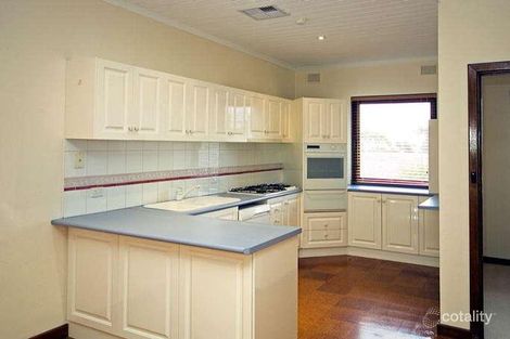 Property photo of 1 Grevillea Crescent Stonyfell SA 5066