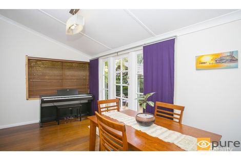 Property photo of 17 Oldham Crescent Hilton WA 6163