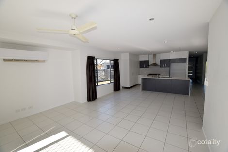 Property photo of 15 Telopea Place Kirkwood QLD 4680