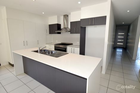 Property photo of 15 Telopea Place Kirkwood QLD 4680
