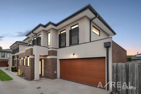 2/15 Manoon Rd, Clayton South, VIC 3169