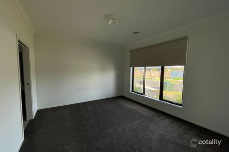 Property photo of 29 Combine Drive Truganina VIC 3029