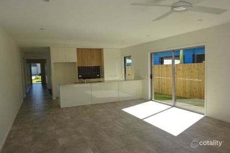 Property photo of 5 Hoop Pine Circuit Coomera QLD 4209