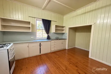 Property photo of 5 Annie Street Dalby QLD 4405