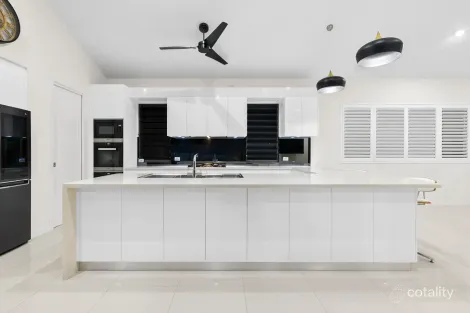 Property photo of 100/100 Cascade Boulevard Palm Cove QLD 4879