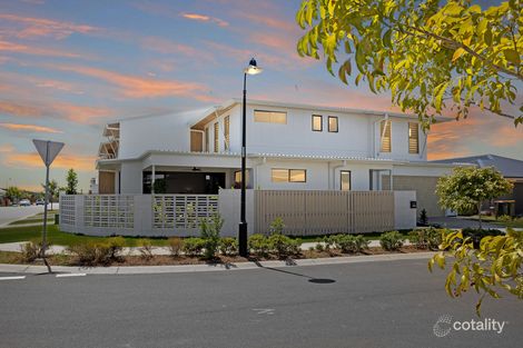 44a Whitehaven Rd, Newport, QLD 4020