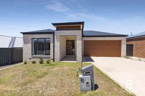 15 Ashbourne Way, Kangaroo Flat, VIC 3555