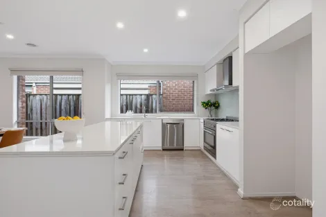 Property photo of 12 Ram Circuit Wallan VIC 3756