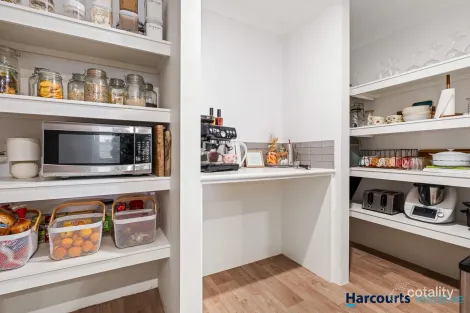 Property photo of 12 McMullan View Hazelmere WA 6055