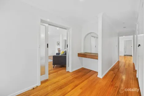 Property photo of 10 Woodworth Street New Gisborne VIC 3438