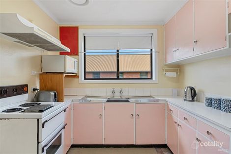 Property photo of 9/28 John Street Ulverstone TAS 7315