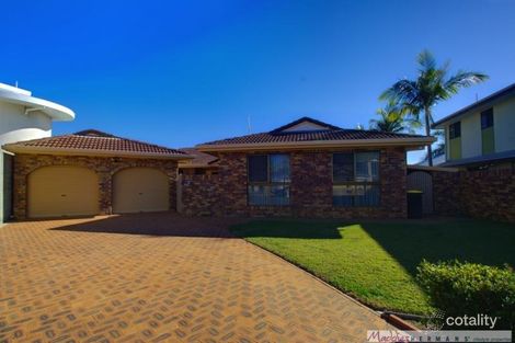 51 Courageous Ct, Newport, QLD 4020