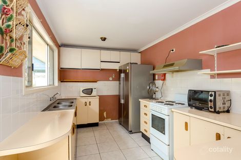 Property photo of 40 Alkina Crescent Boyne Island QLD 4680