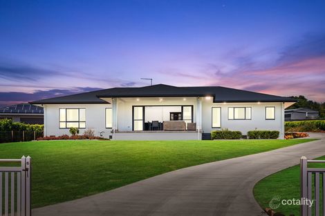 Property photo of 6 Quaid Court Tinaroo QLD 4872