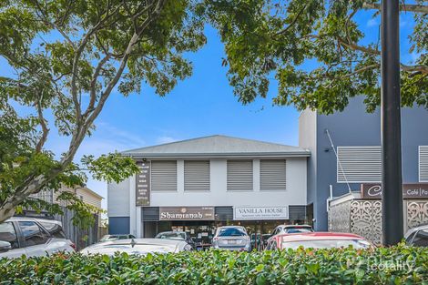 Property photo of 2/380 Cavendish Road Coorparoo QLD 4151