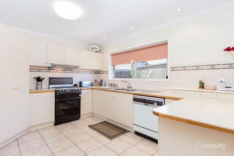 Property photo of 17 Dartmoor Court Meadow Heights VIC 3048