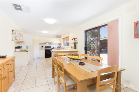 Property photo of 17 Dartmoor Court Meadow Heights VIC 3048