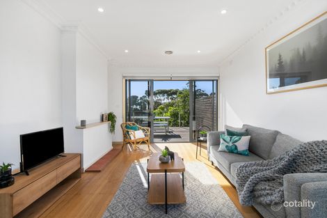 Property photo of 13 Edgecombe Street Hamlyn Heights VIC 3215