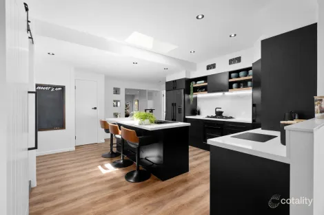 Property photo of 15 Pioneer Parade Banora Point NSW 2486
