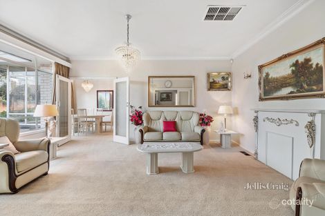 Property photo of 35 Dickson Street Mount Waverley VIC 3149