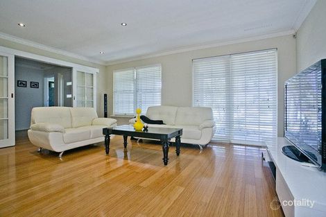 5 Aberfeldy Cres, Duncraig, WA 6023