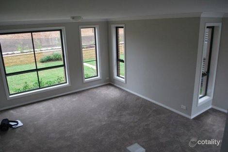 Property photo of 18 Tyne Walk Glenfield NSW 2167