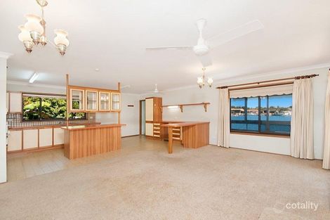 Property photo of 21 The Peninsula Yamba NSW 2464